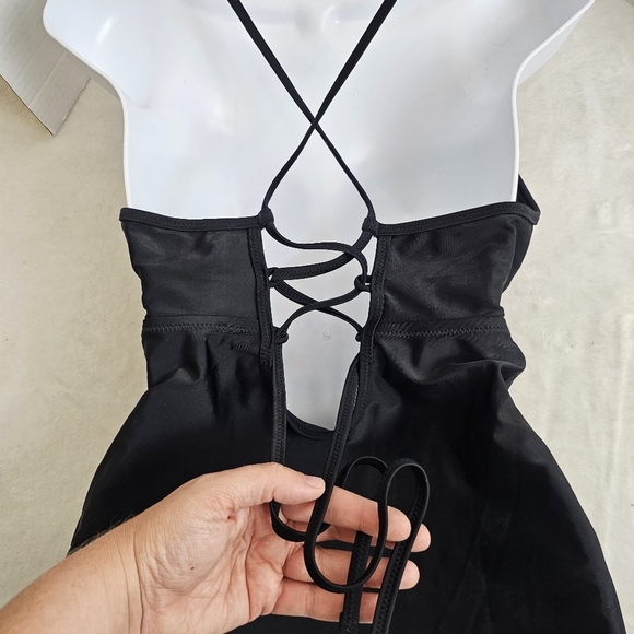 Motherhood Maternity BEACH BUMP salloped Tankini Top UPF 50+ BLACK - Picture 8 of 12